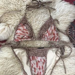 NWOT Betty Bangs cheetah bikini